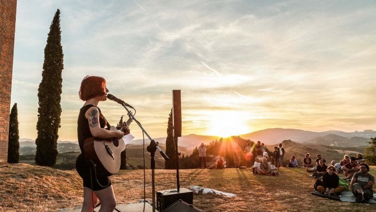 206) FESTIVAL HAPPENNINO